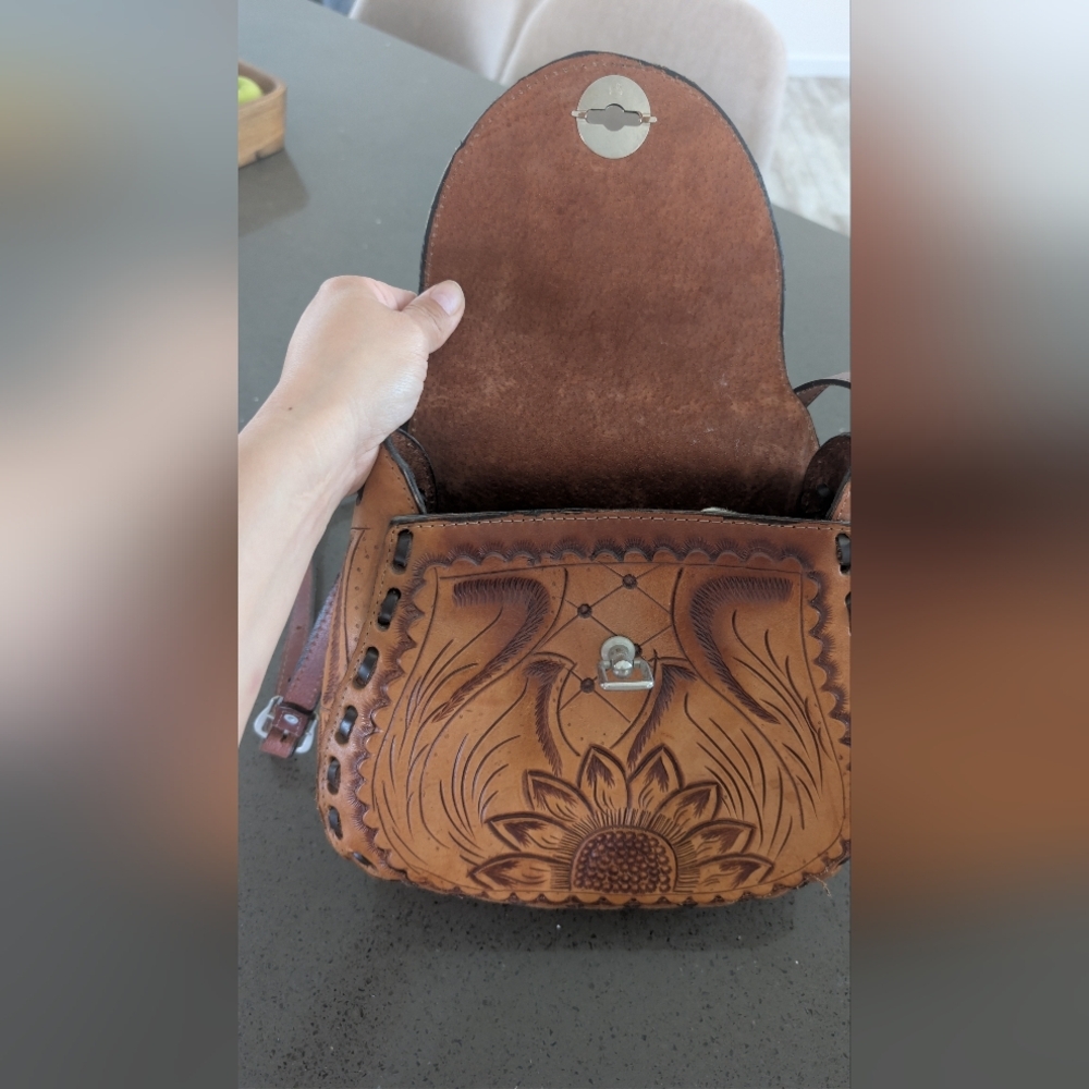 Sunflower Embossed Tan Leather Crossbody Bag Unique Personalized Leather Bag - Picture 7 of 14